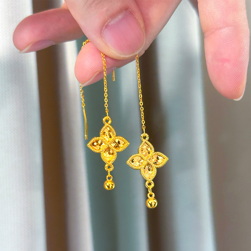 Brinco de Ouro 18kt com Trevo  - Freshwater Line avaliação e preço